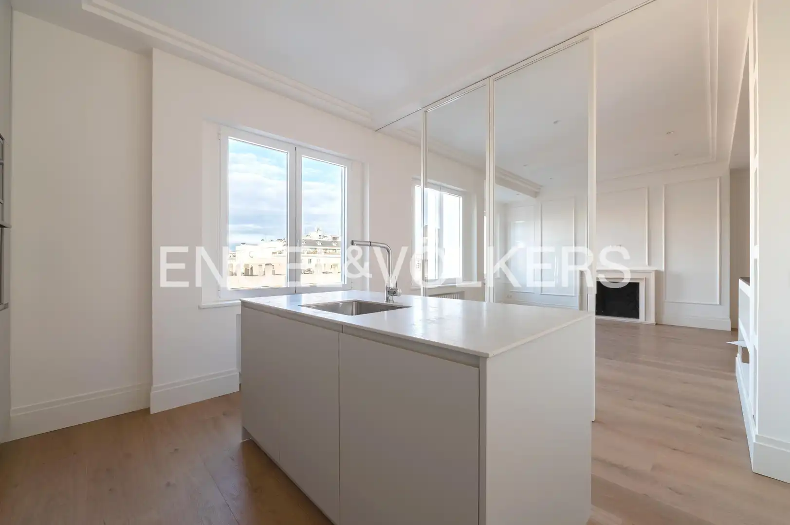 Vista exterior de Piso en venta en Madrid con Aire acondicionado, Calefacción y Trastero