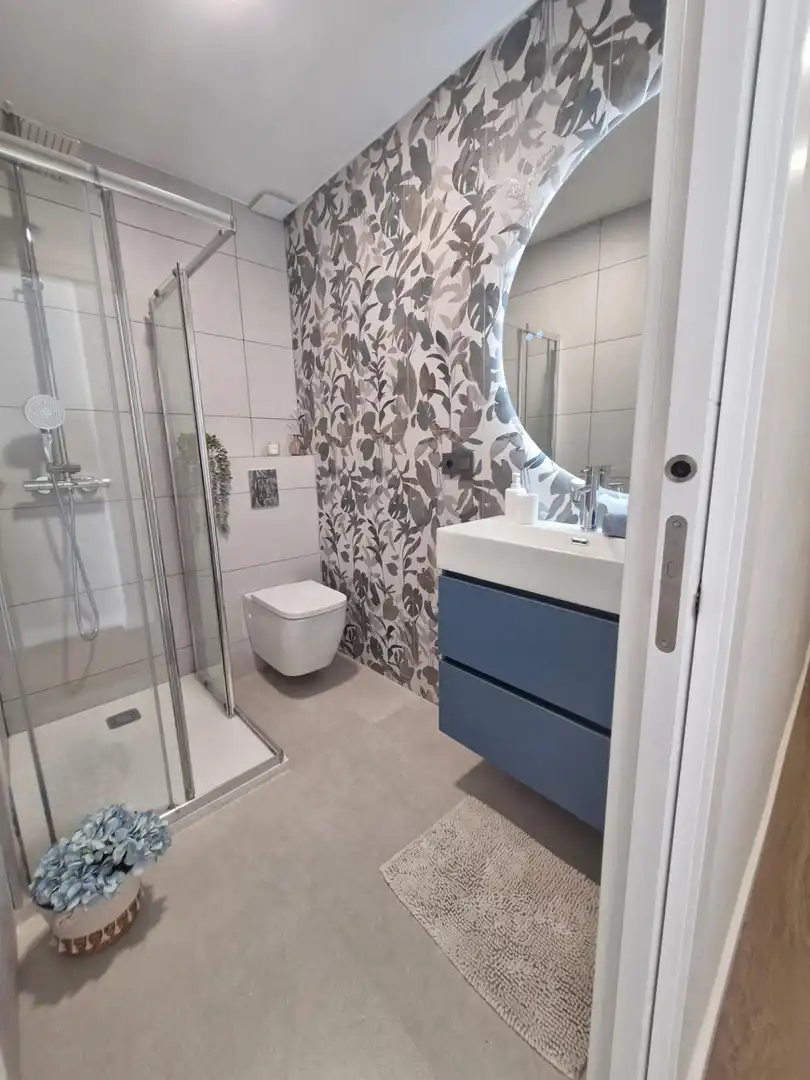 Bany de Apartament en venda en Valencia amb Aire condicionat, Terrassa i Traster
