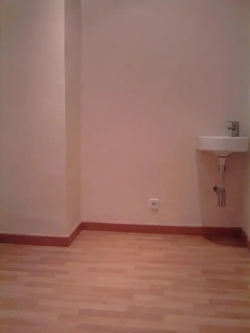 Habitación de Local de alquiler en Vilanova del Camí, Barcelona