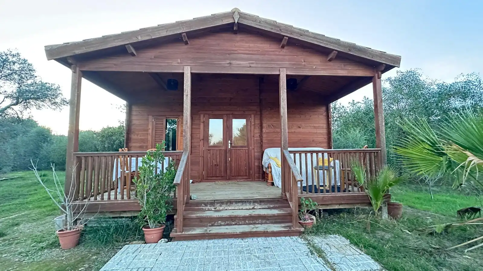 Vista exterior de Casa o chalet en venta en Sanlúcar la Mayor con Aire acondicionado, Terraza y Amueblado