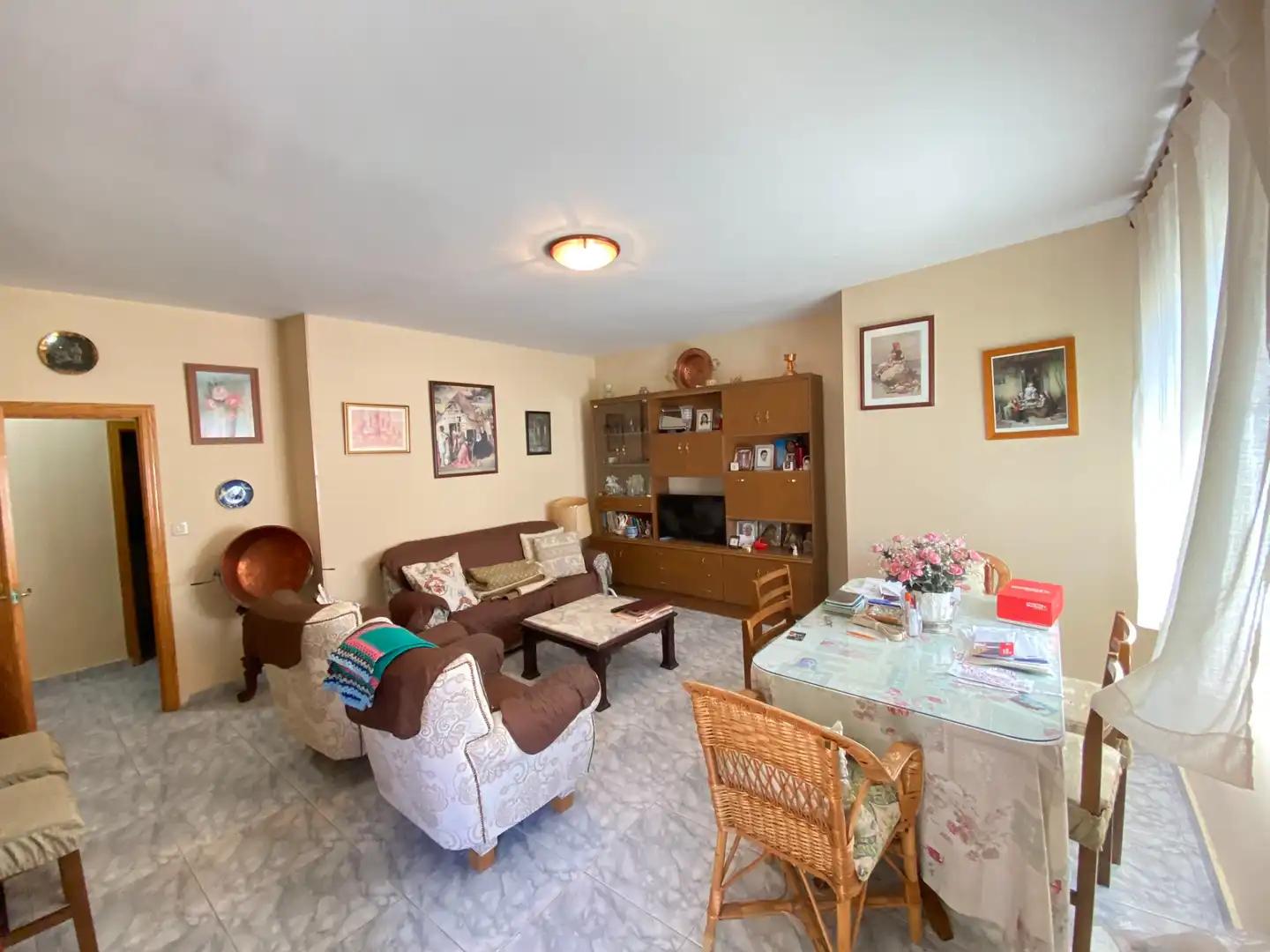 Sala de estar de Piso en venta en Navaconcejo con Aire acondicionado, Calefacción y Terraza