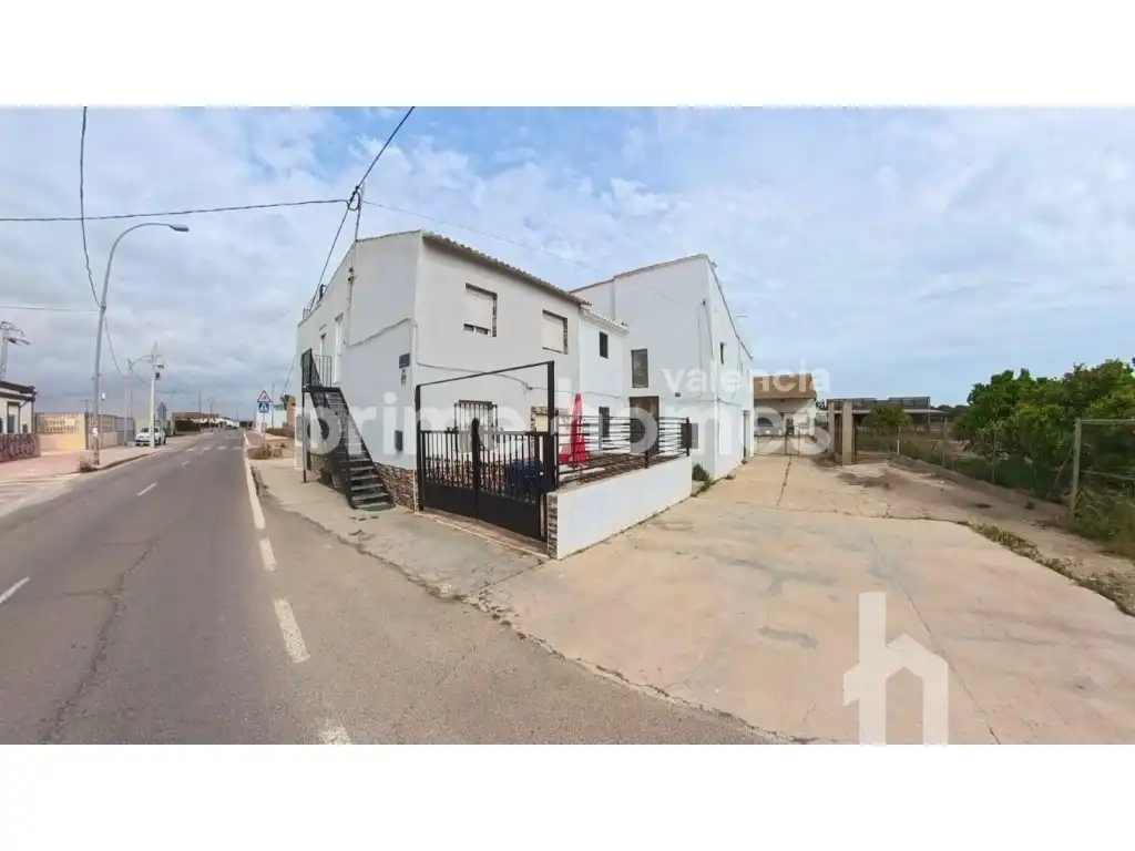 Vista exterior de Casa o chalet en venta en  Valencia Capital
