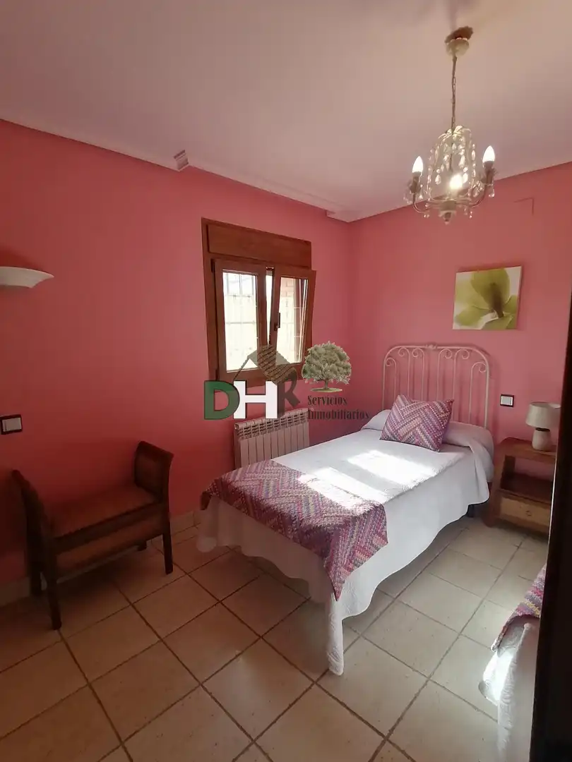 Habitación de Casa o chalet en venta en Torrejón el Rubio con Aire acondicionado, Calefacción y Terraza