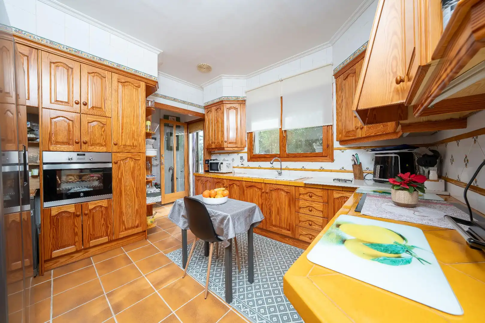 Cocina de Casa o chalet en venta en Novelda con Aire acondicionado, Calefacción y Jardín privado
