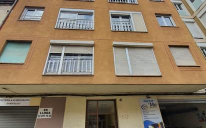Vista exterior de Pis en venda en Manresa amb Calefacció