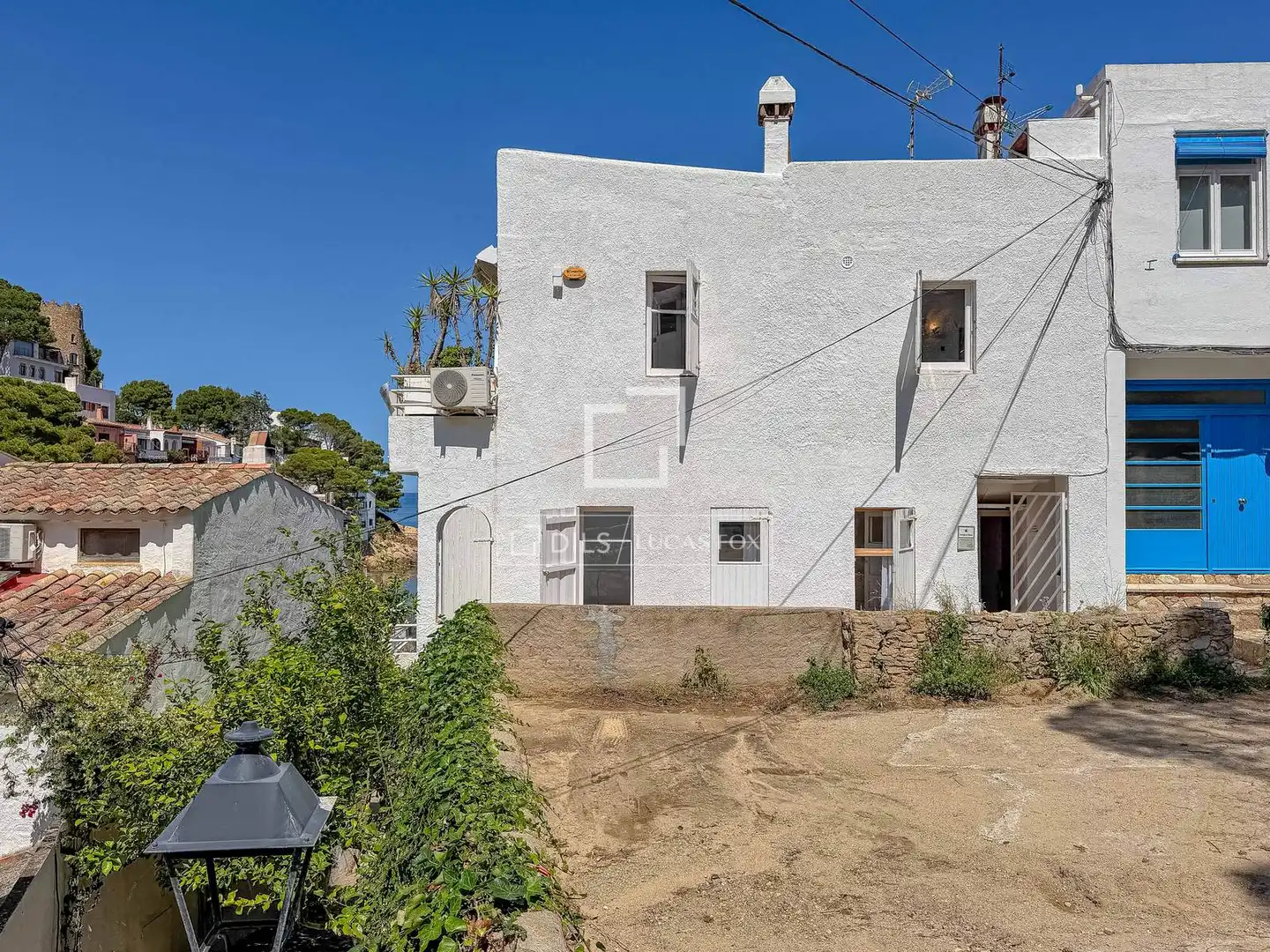 Vista exterior de Pis en venda en Begur amb Terrassa i Balcó