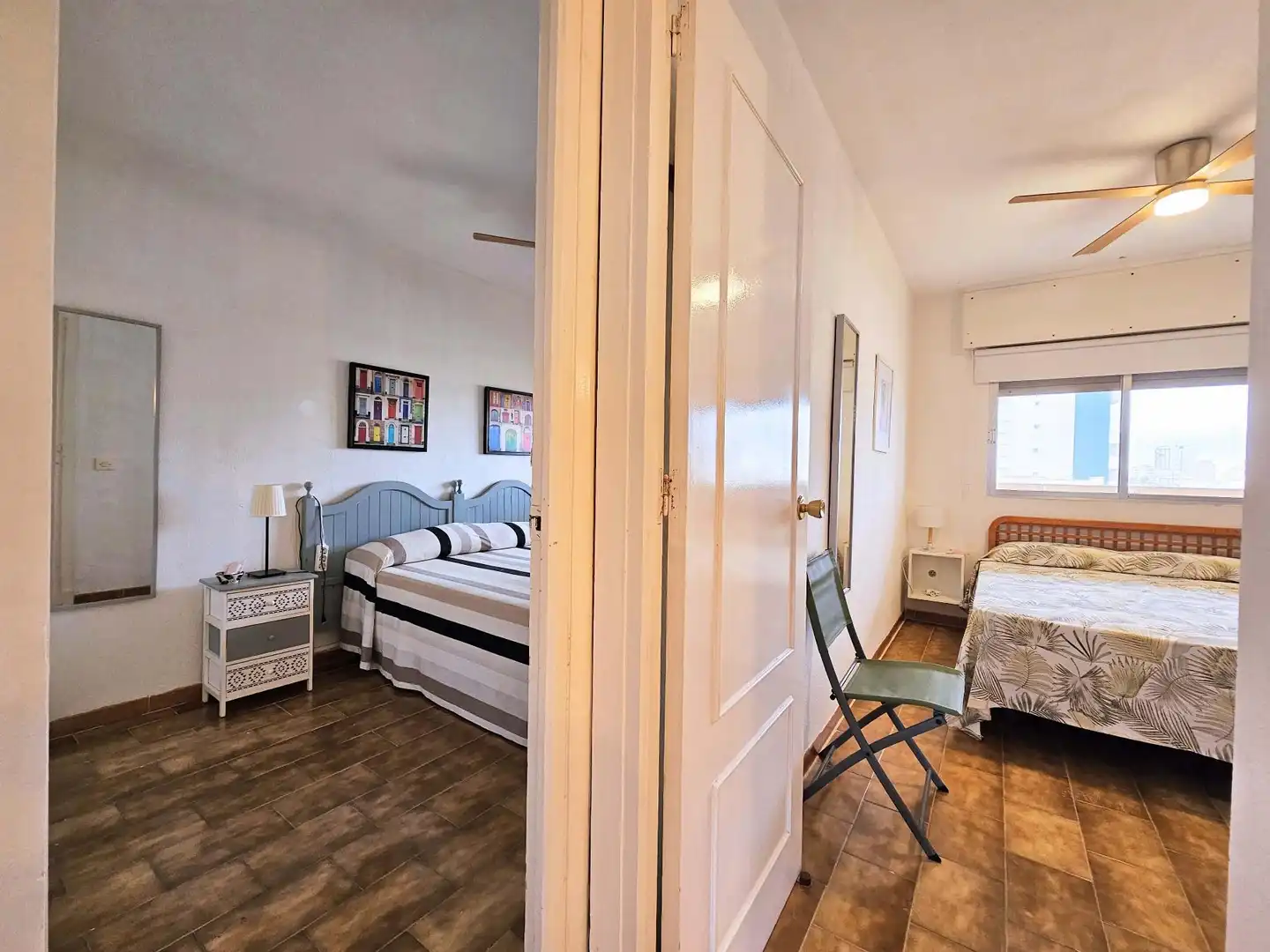 Dormitori de Apartament de lloguer en La Manga del Mar Menor amb Calefacció, Terrassa i Piscina comunitària