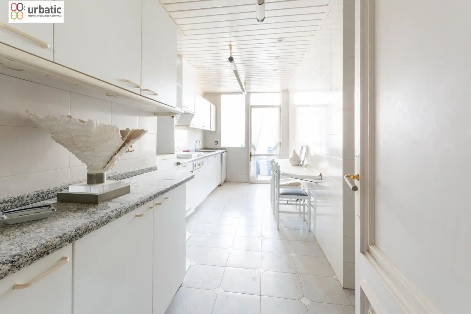 Apartamento con piscina en venta en Paseo MARITIM NEPTU 63, imagen 30