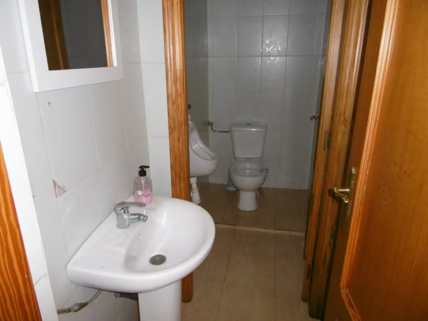 Badezimmer von Geschaftsraum zur Miete in La Pobla de Tornesa