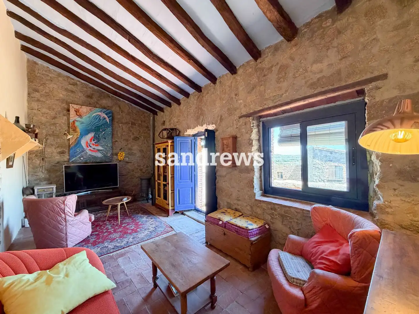 Sala d'estar de Finca rústica en venda en Cantallops amb Calefacció i Jardí privat