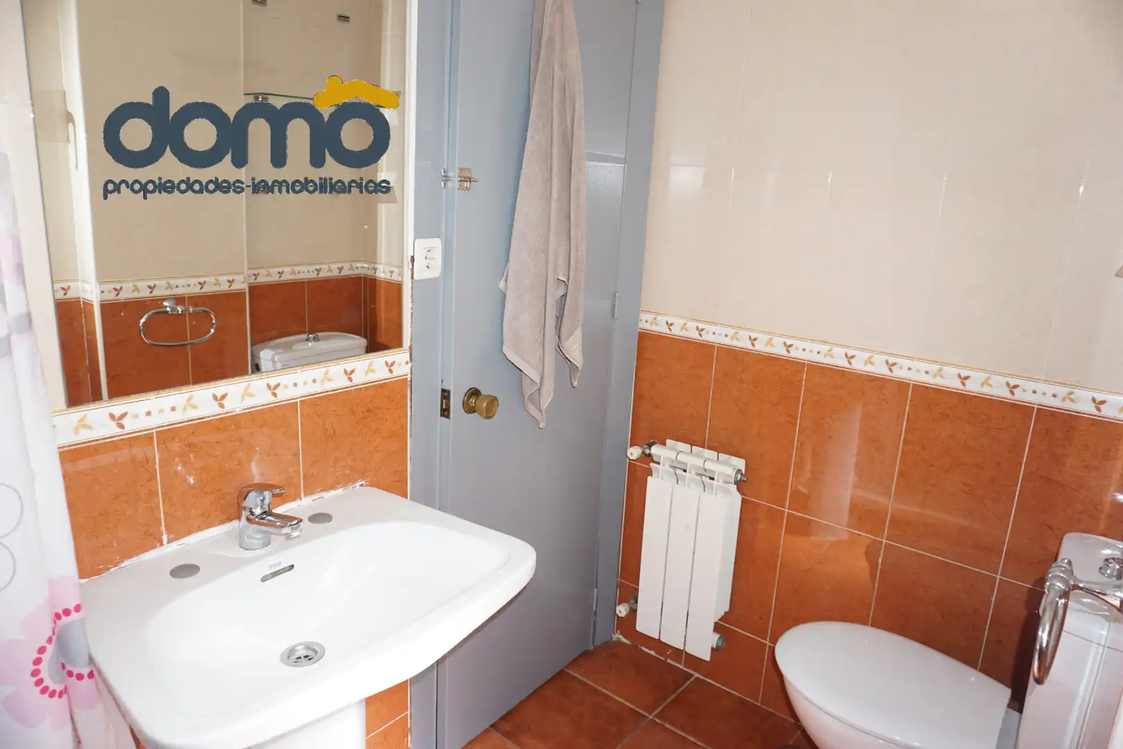 Piso en venta en Granada con Calefacción, Amueblado y Horno