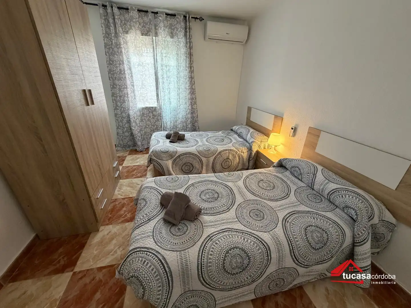 Bedroom of Flat for sale in Córdoba  with Air Conditioner and Heating