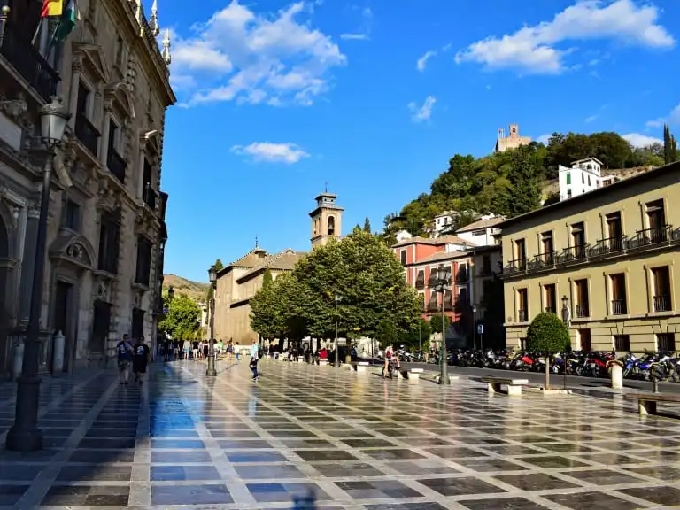 Vista exterior de Piso en venta en Granada con Aire acondicionado, Calefacción y Horno