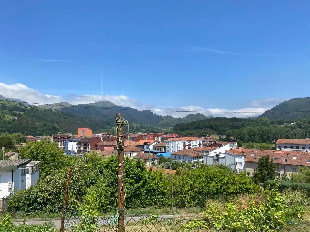 Vista exterior de Casa o chalet en venta en Parres con Trastero