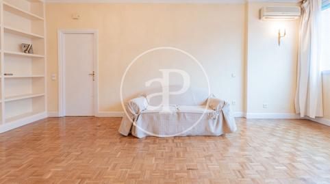 Foto 3 de Pis en venda a C. del Padre Damián, Nueva España,  Madrid Capital