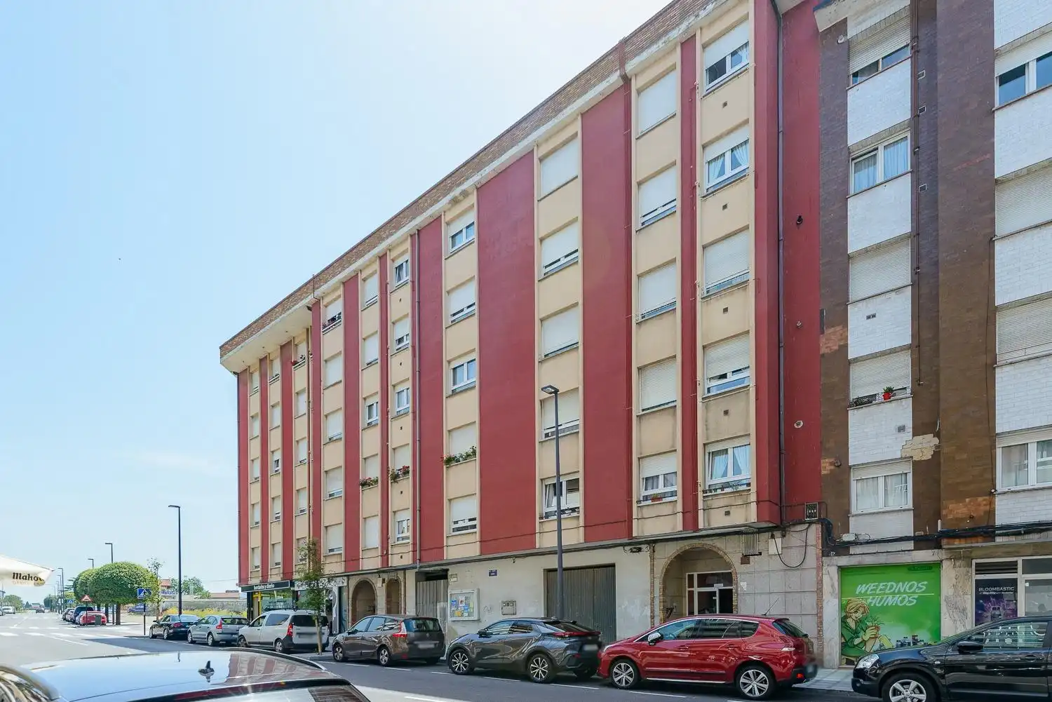 Vista exterior de Piso en venta en Siero con Calefacción, Trastero y Amueblado