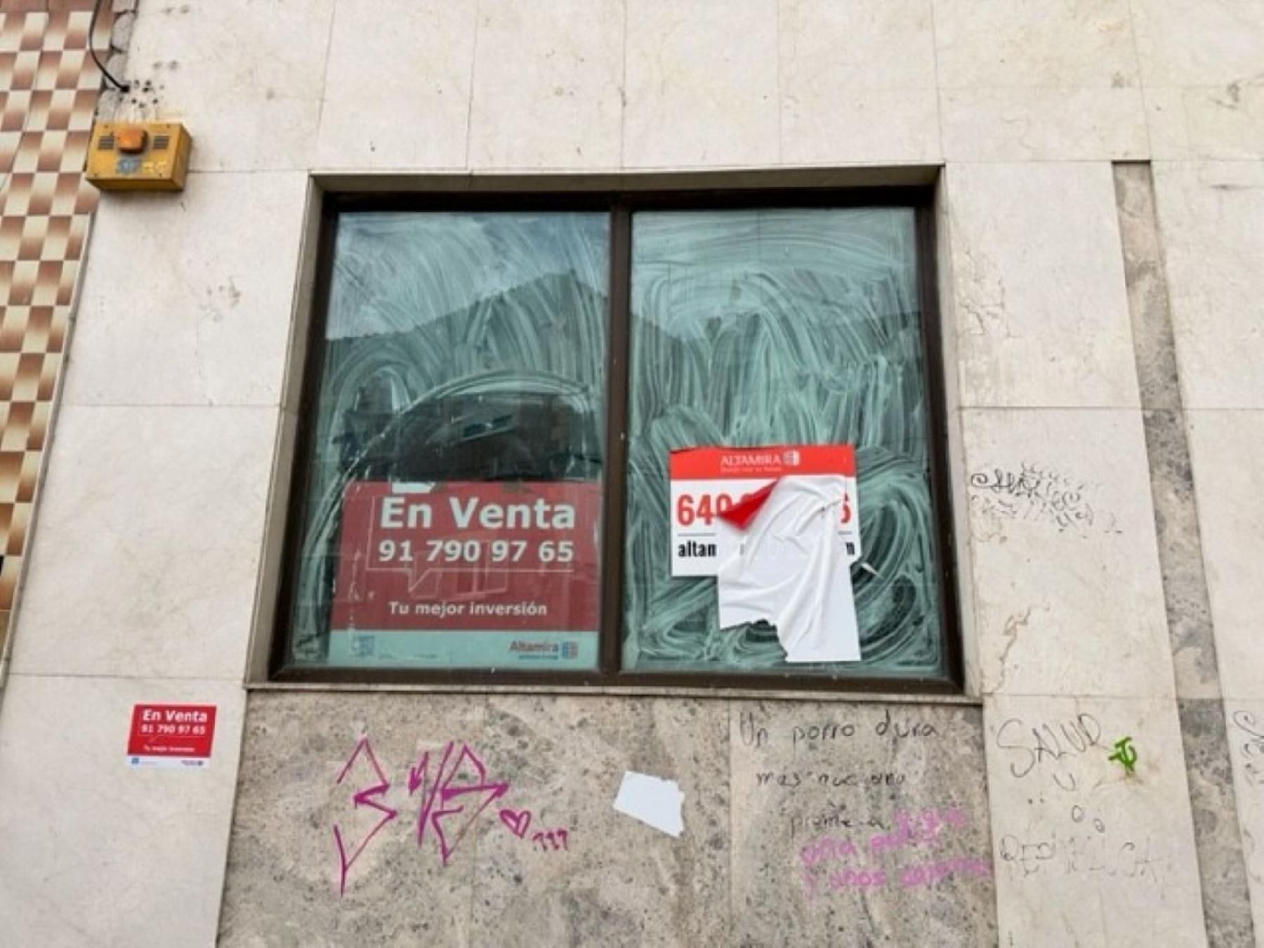 Exterior view of Premises for sale in Valdelaguna