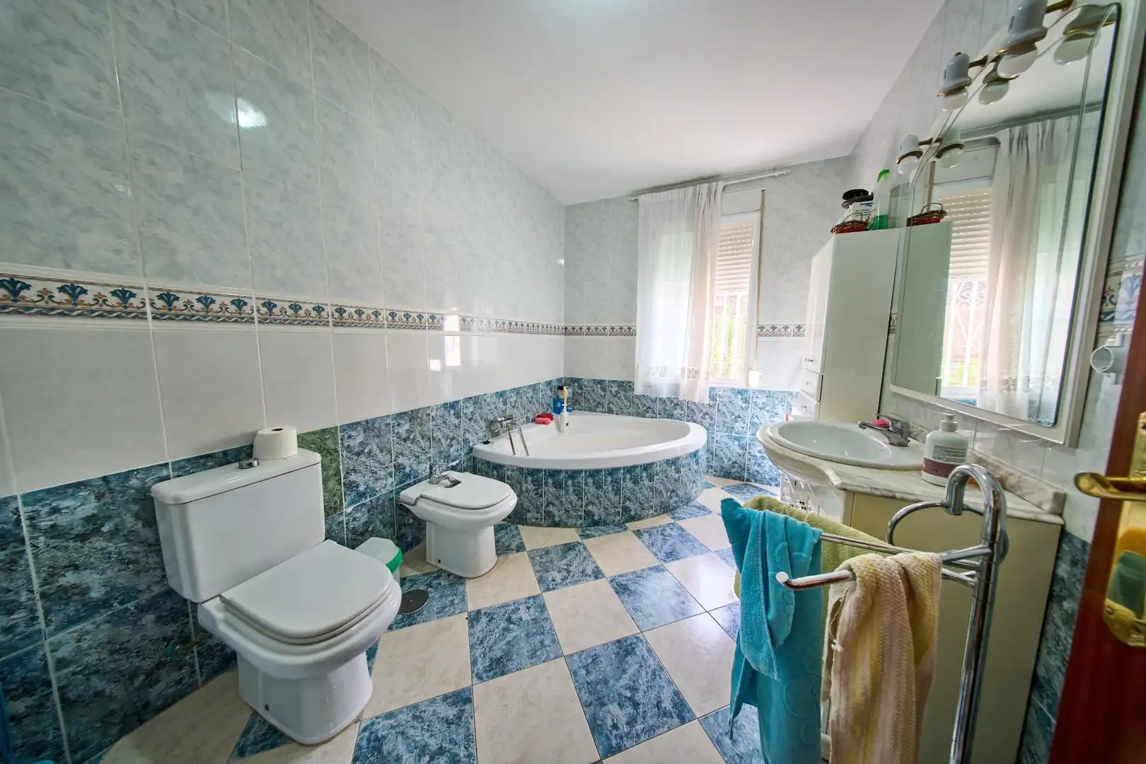 Baño de Casa o chalet en venta en Nívar con Calefacción, Jardín privado y Trastero