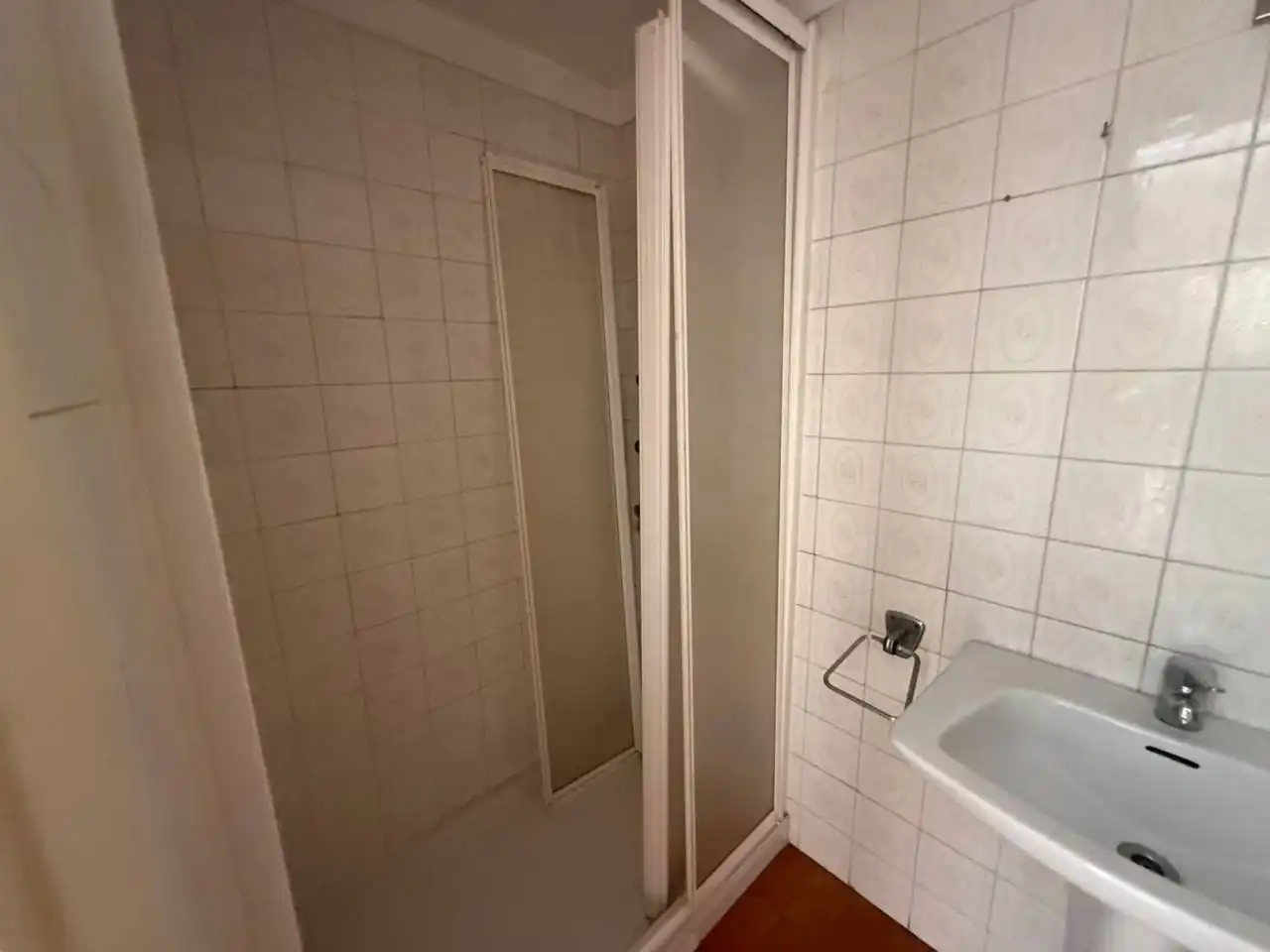 Baño de Piso en venta en Salt