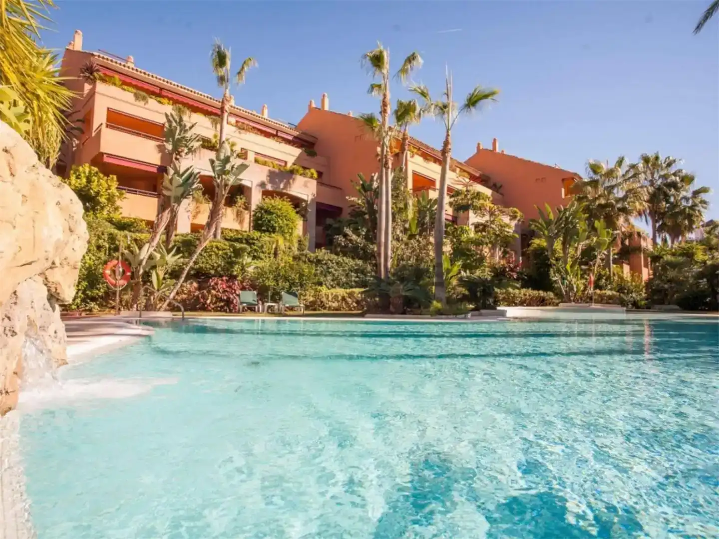 Exterior view of Flat for rent in Marbella  with Air Conditioner, Swimming Pool and Balcony