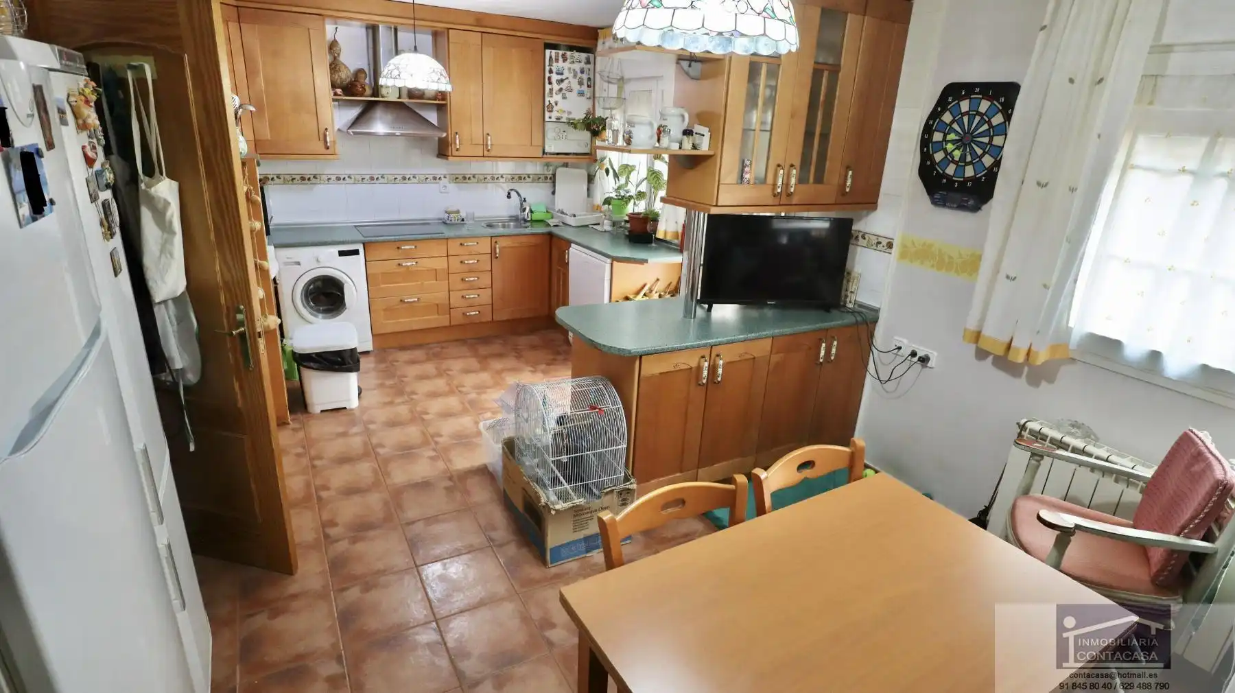 Cuina de Casa o xalet en venda en Miraflores de la Sierra amb Calefacció, Terrassa i Traster