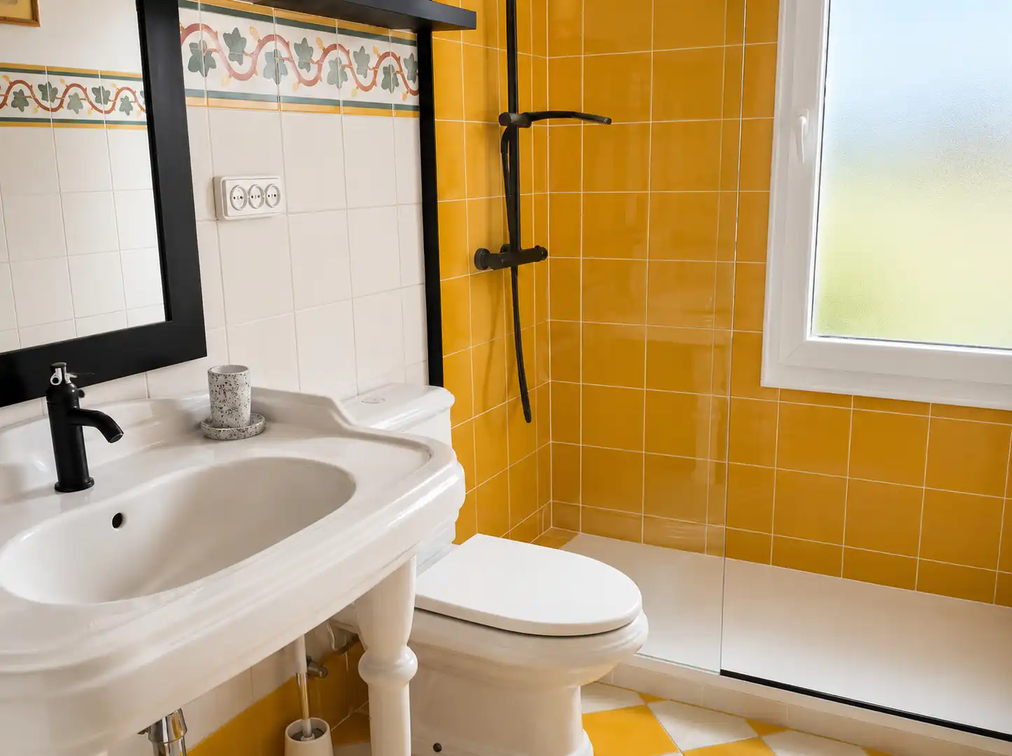 Baño de Piso de alquiler en Piélagos con Calefacción, Amueblado y Horno