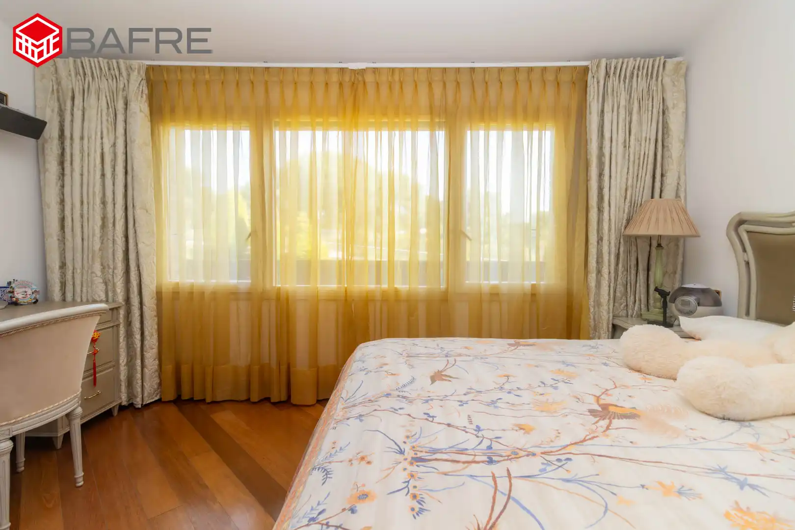 Bedroom of Houses for sale in Pozuelo de Alarcón  with Air Conditioner, Private garden and Storage room