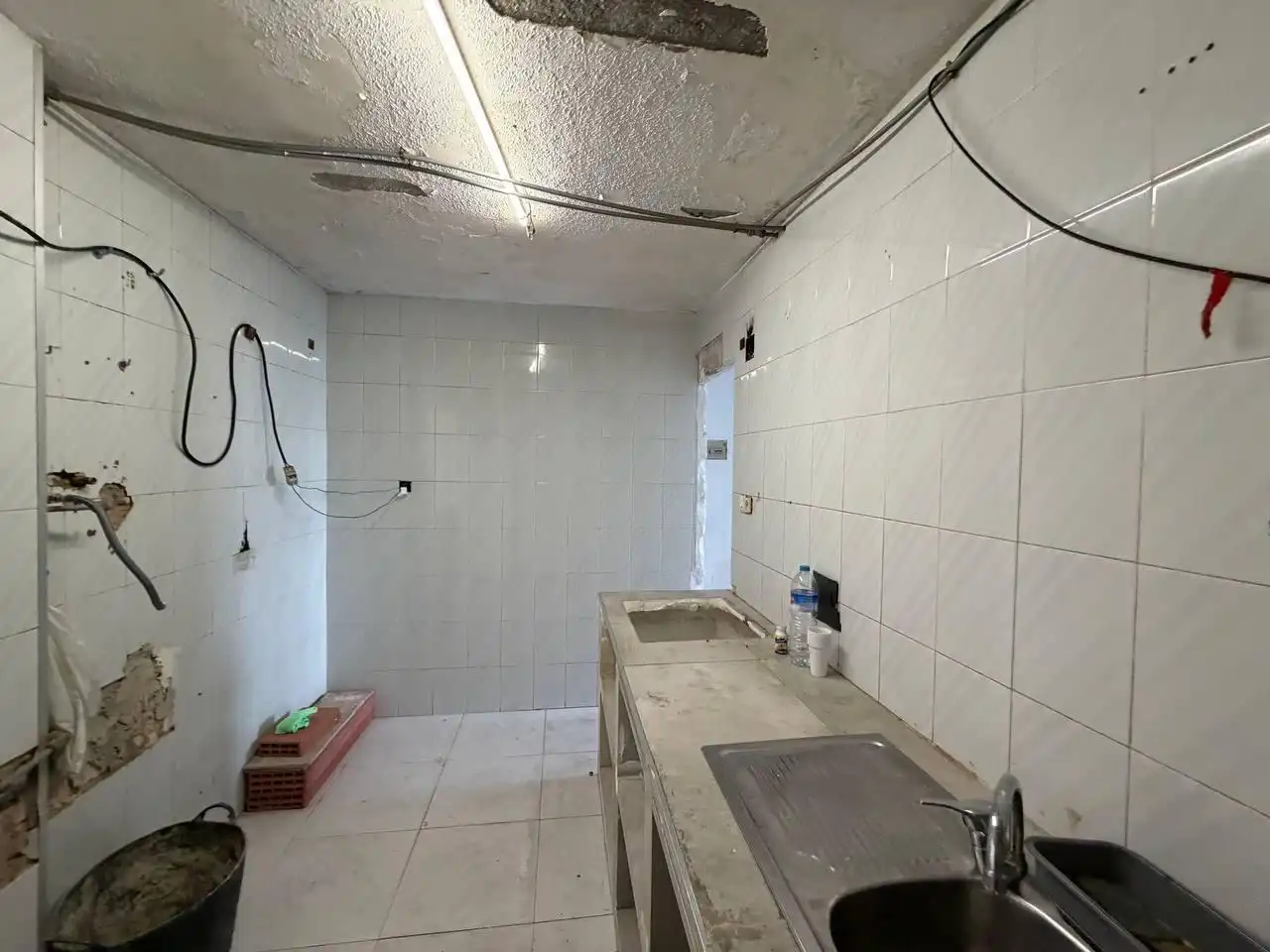 Cocina de Apartamento en venta en Alicante / Alacant con Alarma