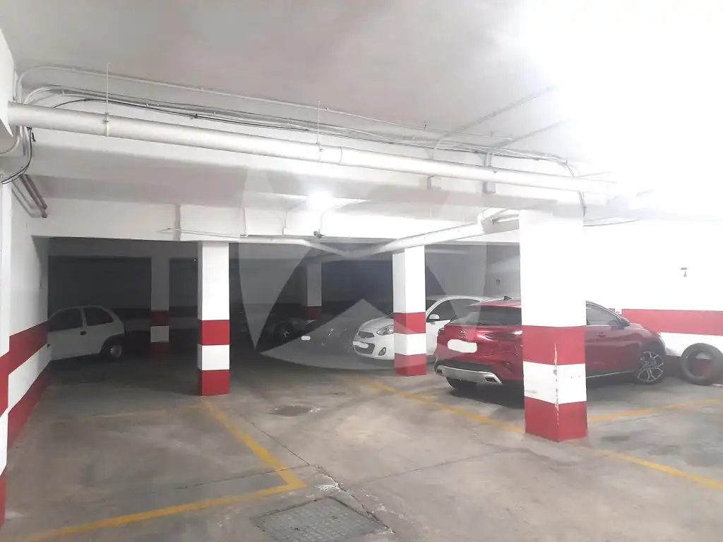 Piso con ascensor en venta en Avenida Santa Marina, imagen 47