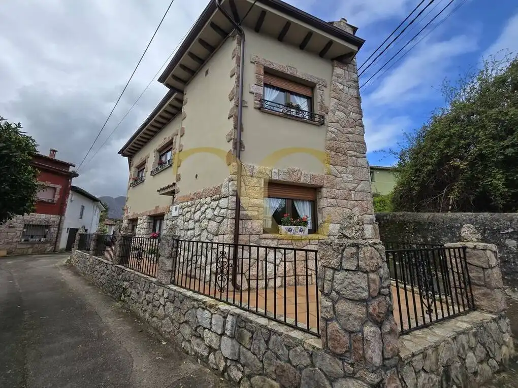 Haus mit Garten zum Verkauf in Celoriu, imagen 55