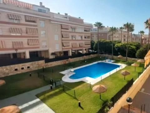 Vista exterior de Piso de alquiler en Málaga Capital con Aire acondicionado, Calefacción y Terraza