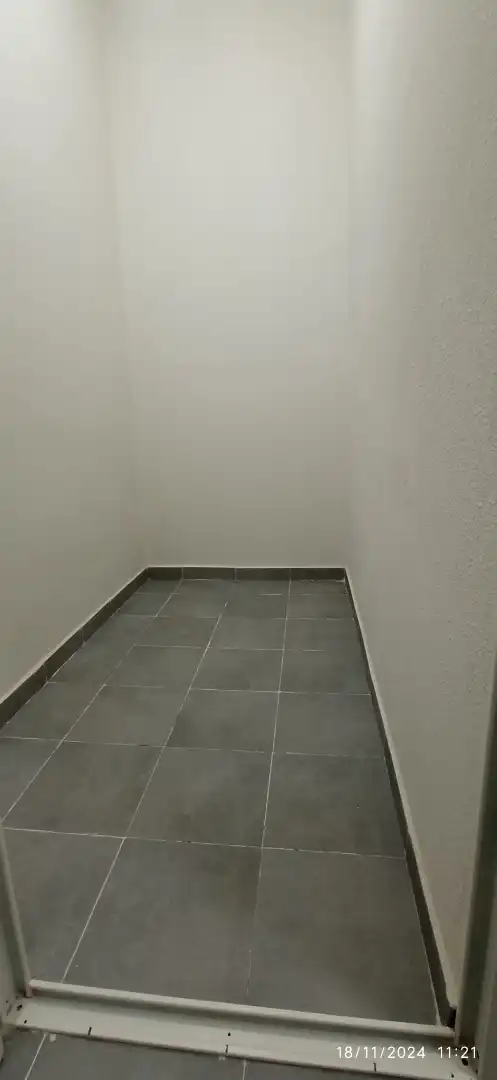 Badezimmer von Lagerraum zum Verkauf in Móstoles