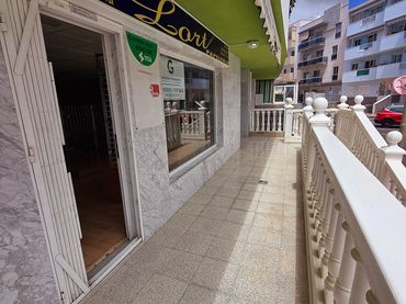 Locale commerciale in vendita a Av. Viera y Clavijo N° Ed. Mariano Pl:oo Pt:L 
 Adeje (Adeje) 
S/C de Tenerife