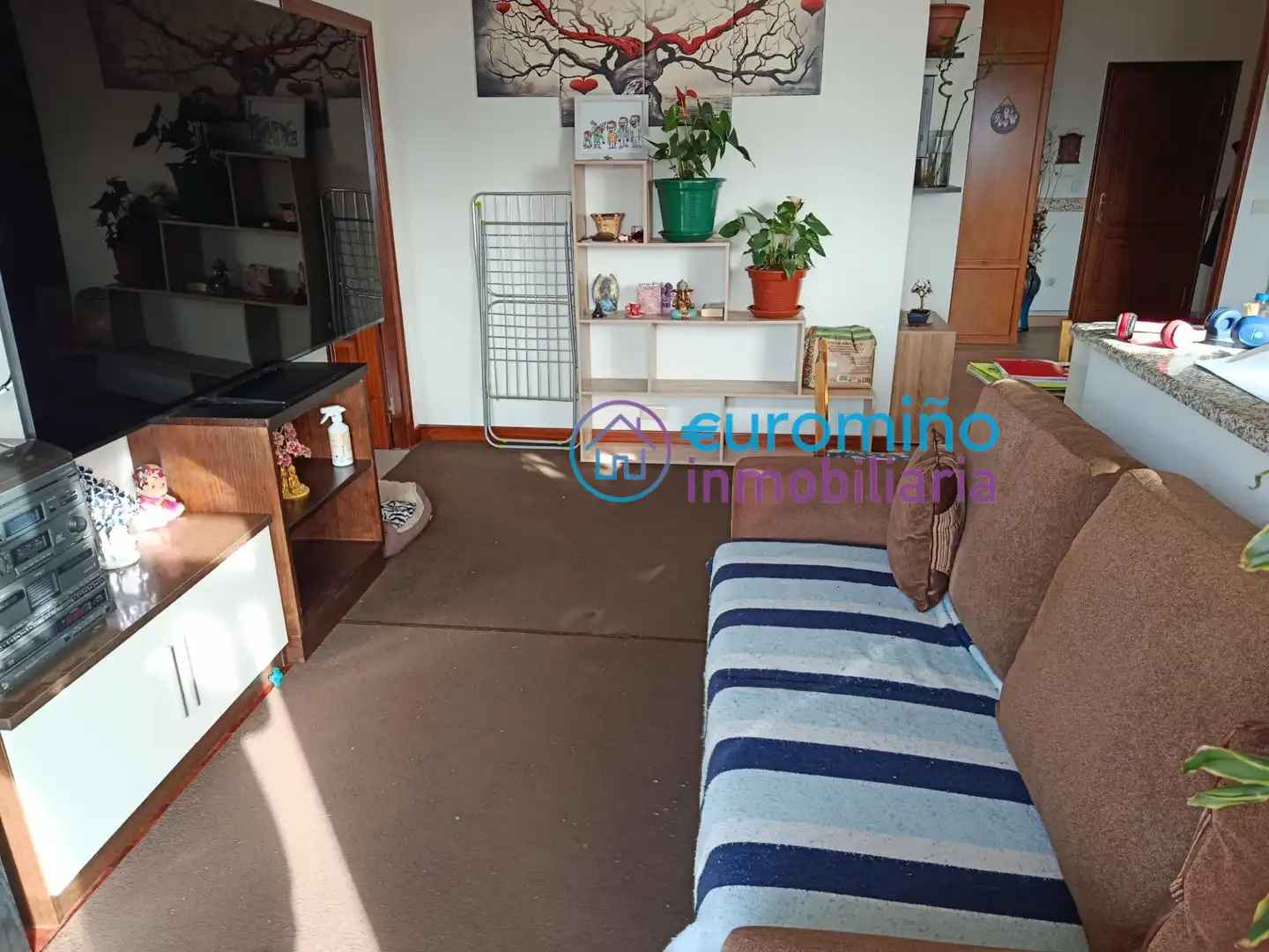 Sala de estar de Piso en venta en A Cañiza   con Calefacción, Trastero y Amueblado