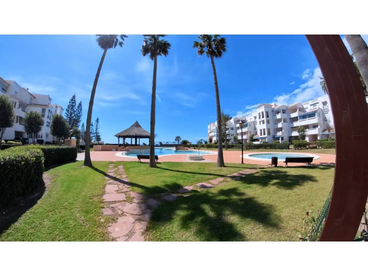 Vista exterior de Apartament en venda en El Ejido amb Terrassa, Moblat i Piscina comunitària