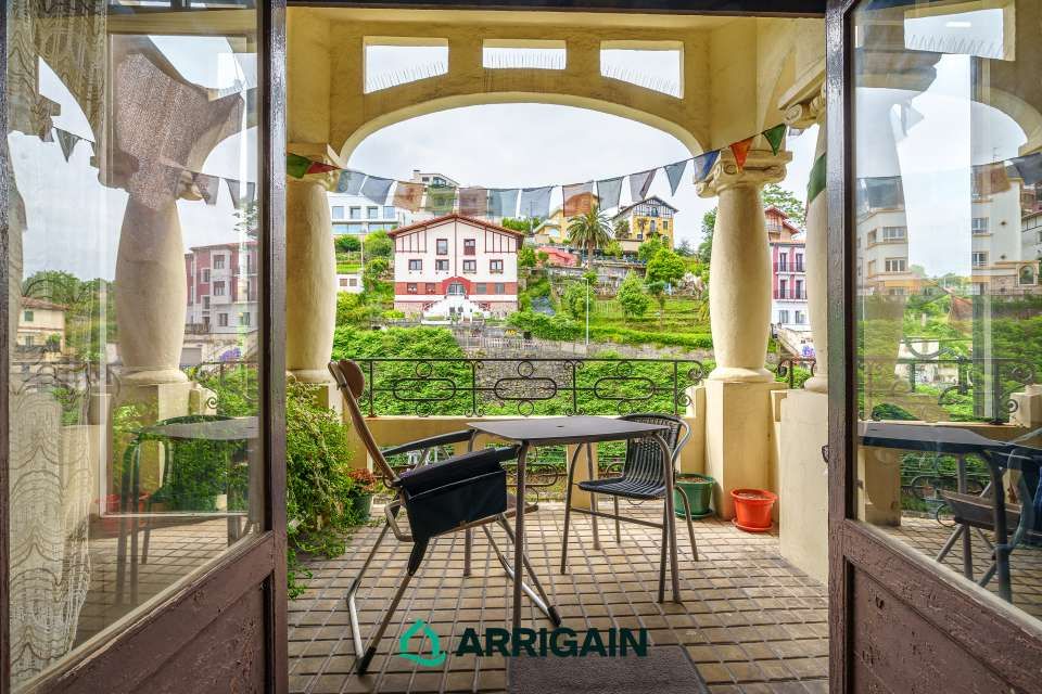 Terraza de Piso en venta en Donostia - San Sebastián  con Calefacción, Terraza y Trastero