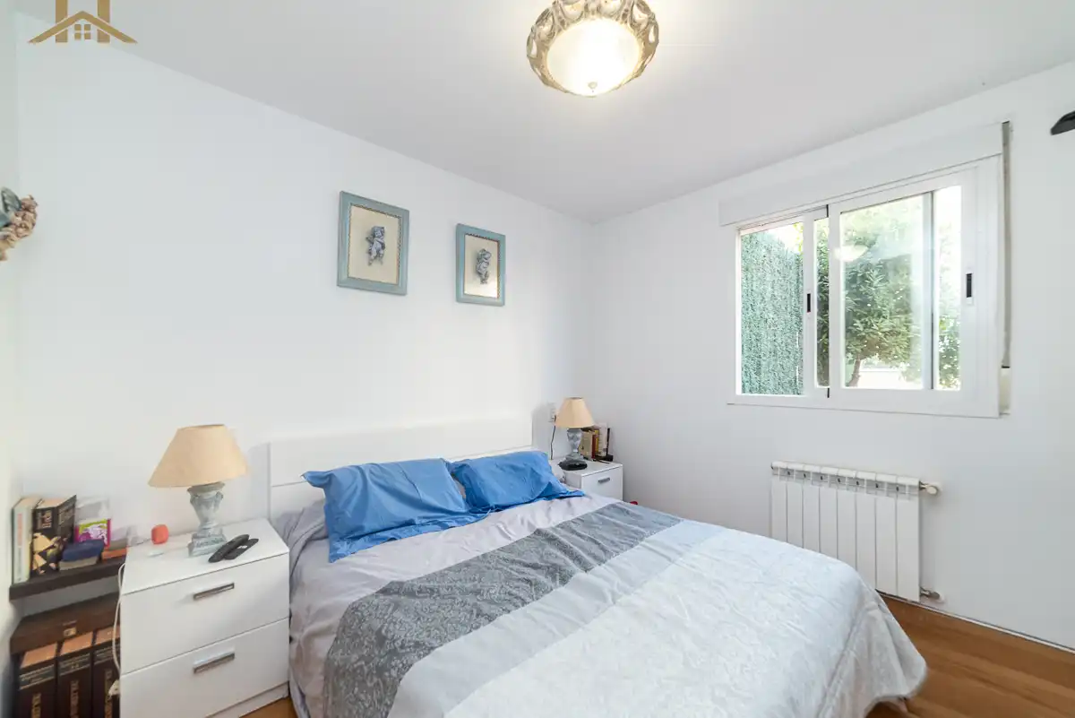 Schlafzimmer von Erdgeschoss zum Verkauf in Seseña mit Heizung und Privatgarten