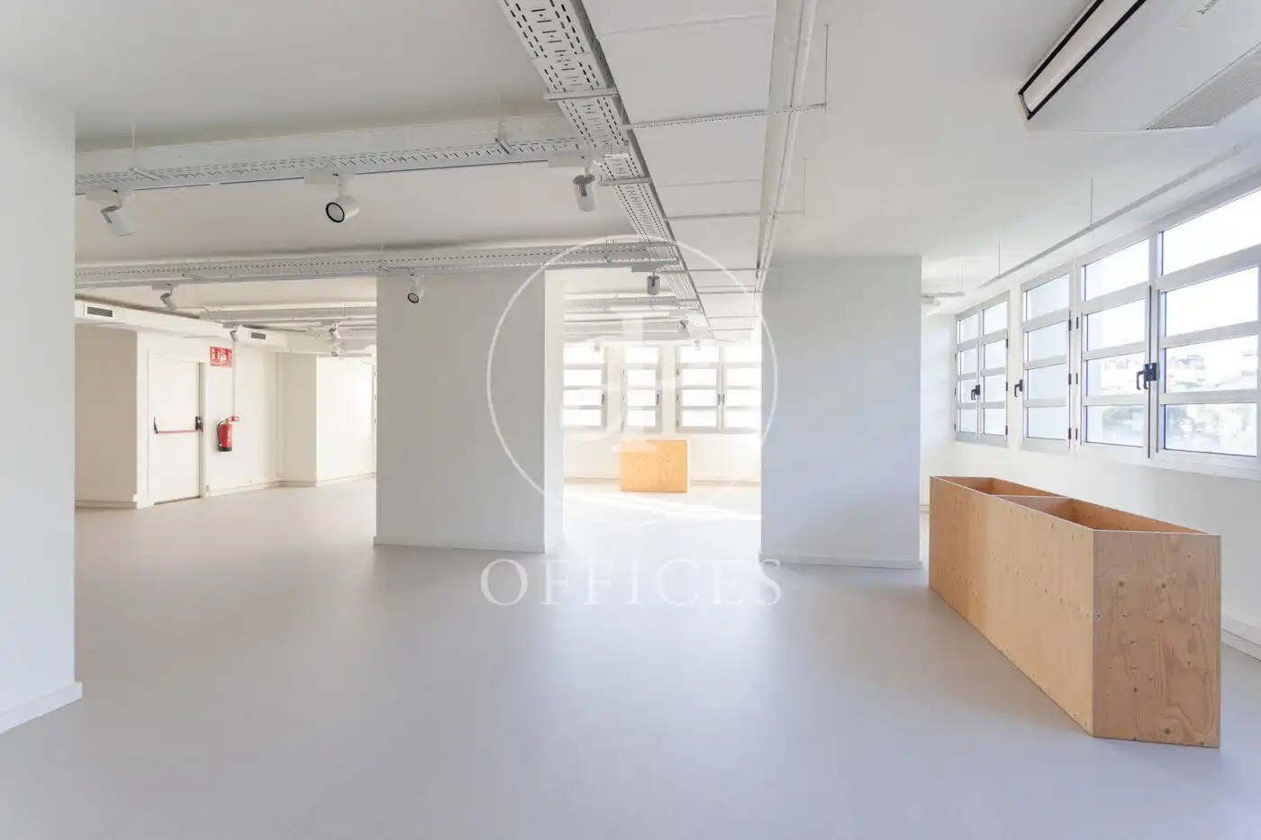 Oficina de alquiler en Esplugues de Llobregat con Calefacción