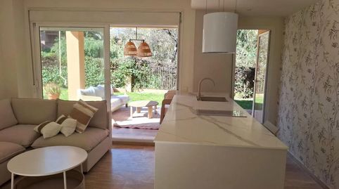 Foto 3 de Planta baixa en venda a Avenida 3, 89, Hacienda Las Chapas, Marbella