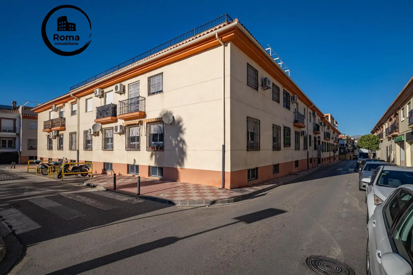Außenansicht von Dachboden zum Verkauf in Armilla mit Klimaanlage und Terrasse