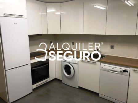 Photo 1 of House or chalet to rent in Cuatro Caminos, Abetxuko, Araba - Álava