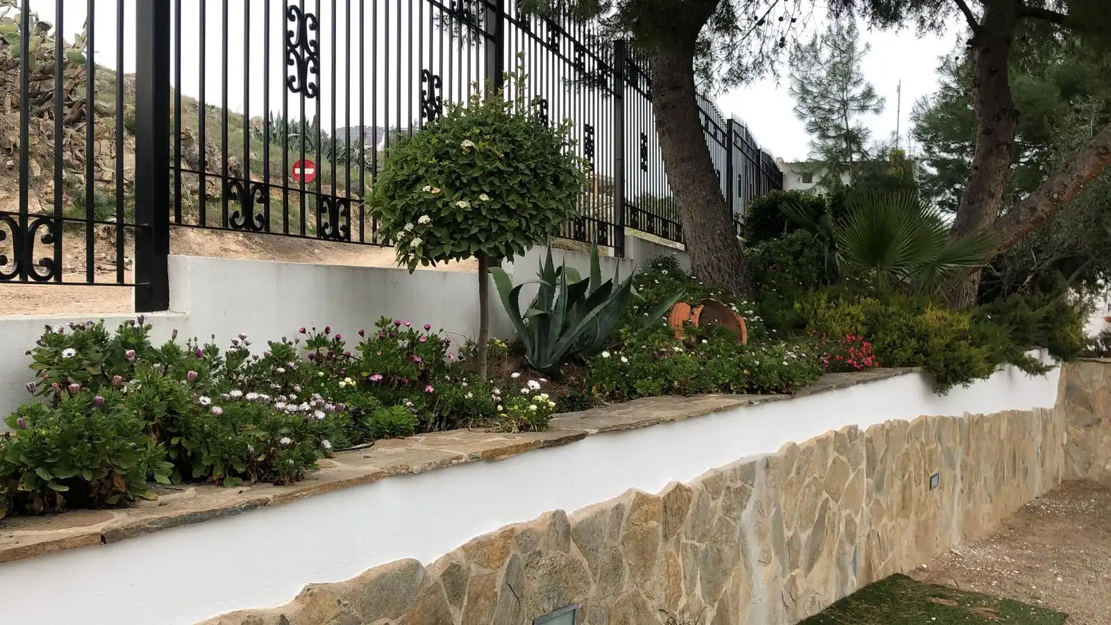 Garden of Houses for sale in Jaén  with Air Conditioner and Furnished
