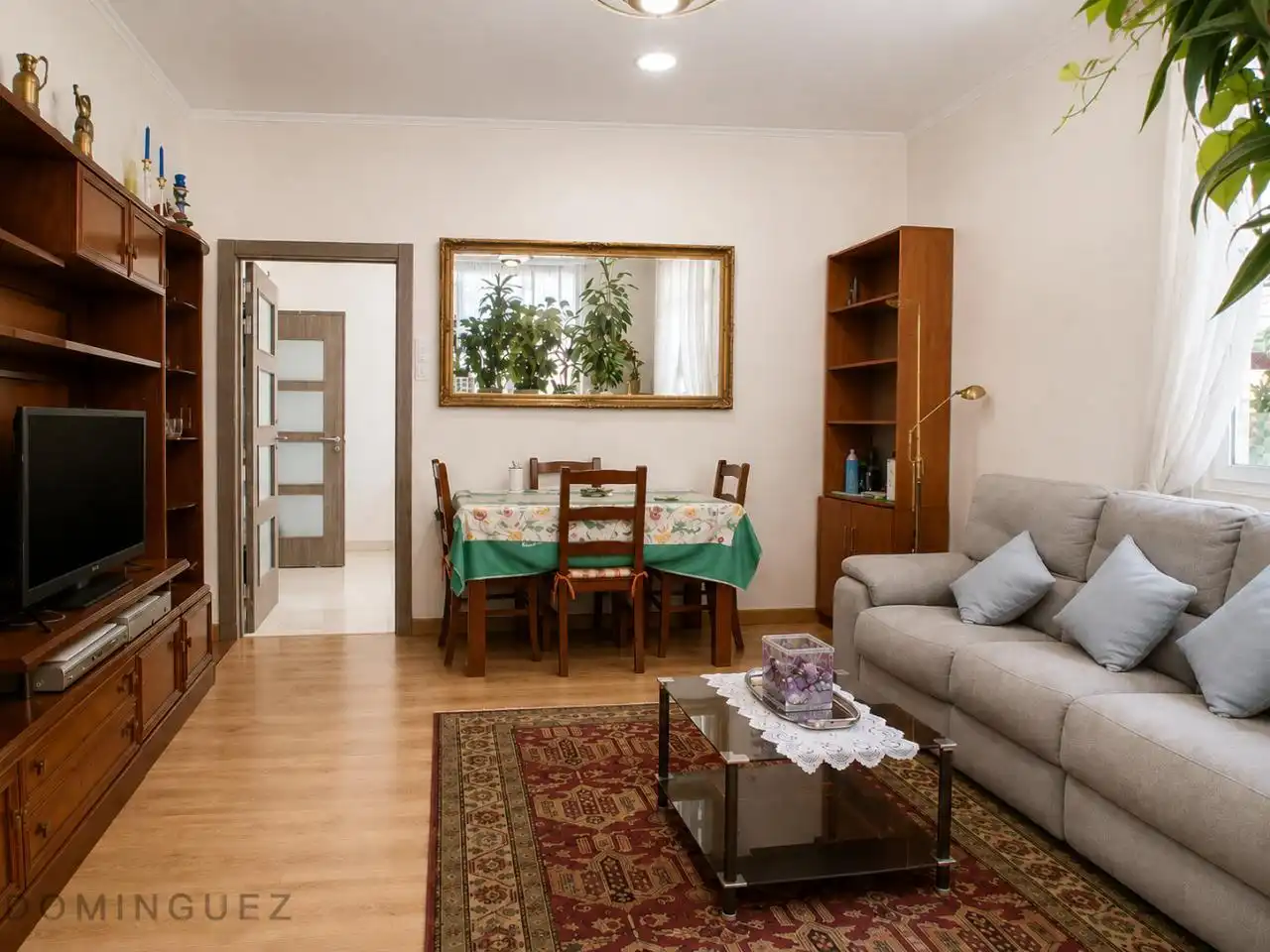 Sala de estar de Planta baja en venta en Vigo  con Calefacción y Amueblado