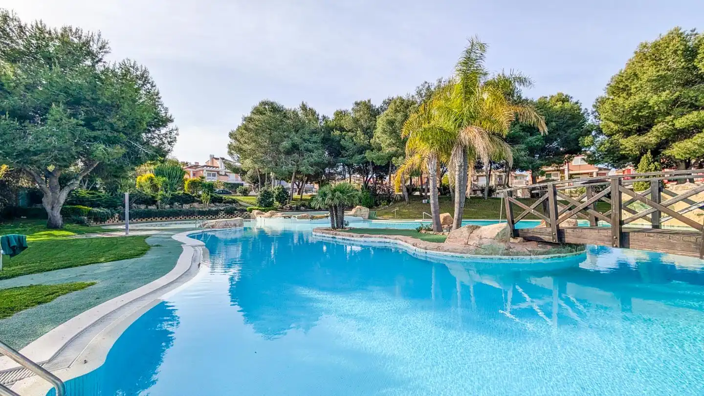 Piscina de Casa o chalet en venta en Santa Pola con Jardín privado, Terraza y Piscina