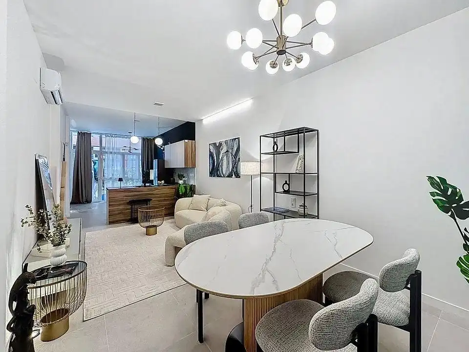 Bajo con ascensor en venta en Calle de Cartagena, imagen 4