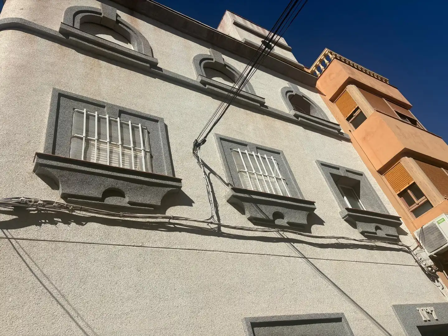 Vista exterior de Piso en venta en Algeciras