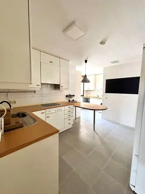 Küche von Wohnung zur Miete in Madrid mit Heizung, Parkett und Terrasse