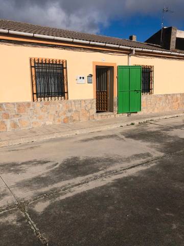 Casa-chalet en Venta en Calle Valladolid, 8 en Nava de Arévalo