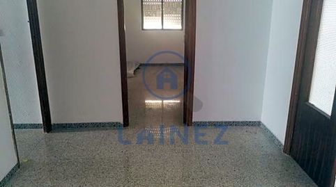 Gran piso en pleno centro de Pueblonuevo. Con una superficie total de 115 m2. El piso consta de 4 dormitorios, 1 aseo, 1 baño, coc, imatge 2