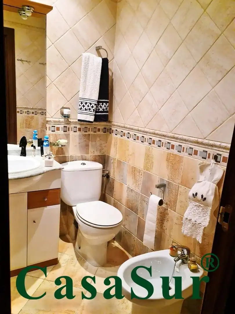 Baño de Piso en venta en Tudela de Duero con Aire acondicionado, Calefacción y Parquet